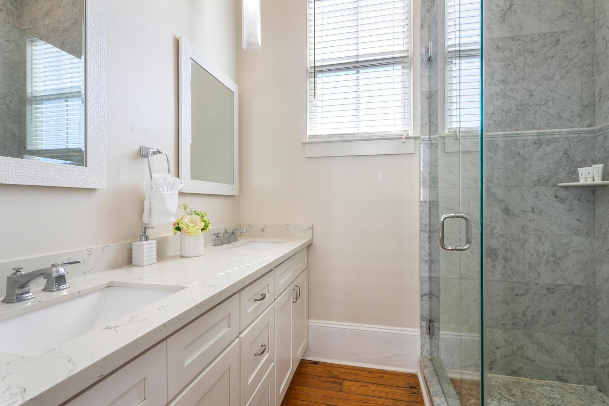 3Br Cottage On Carondelet By Hosteeva 뉴올리언스 외부 사진