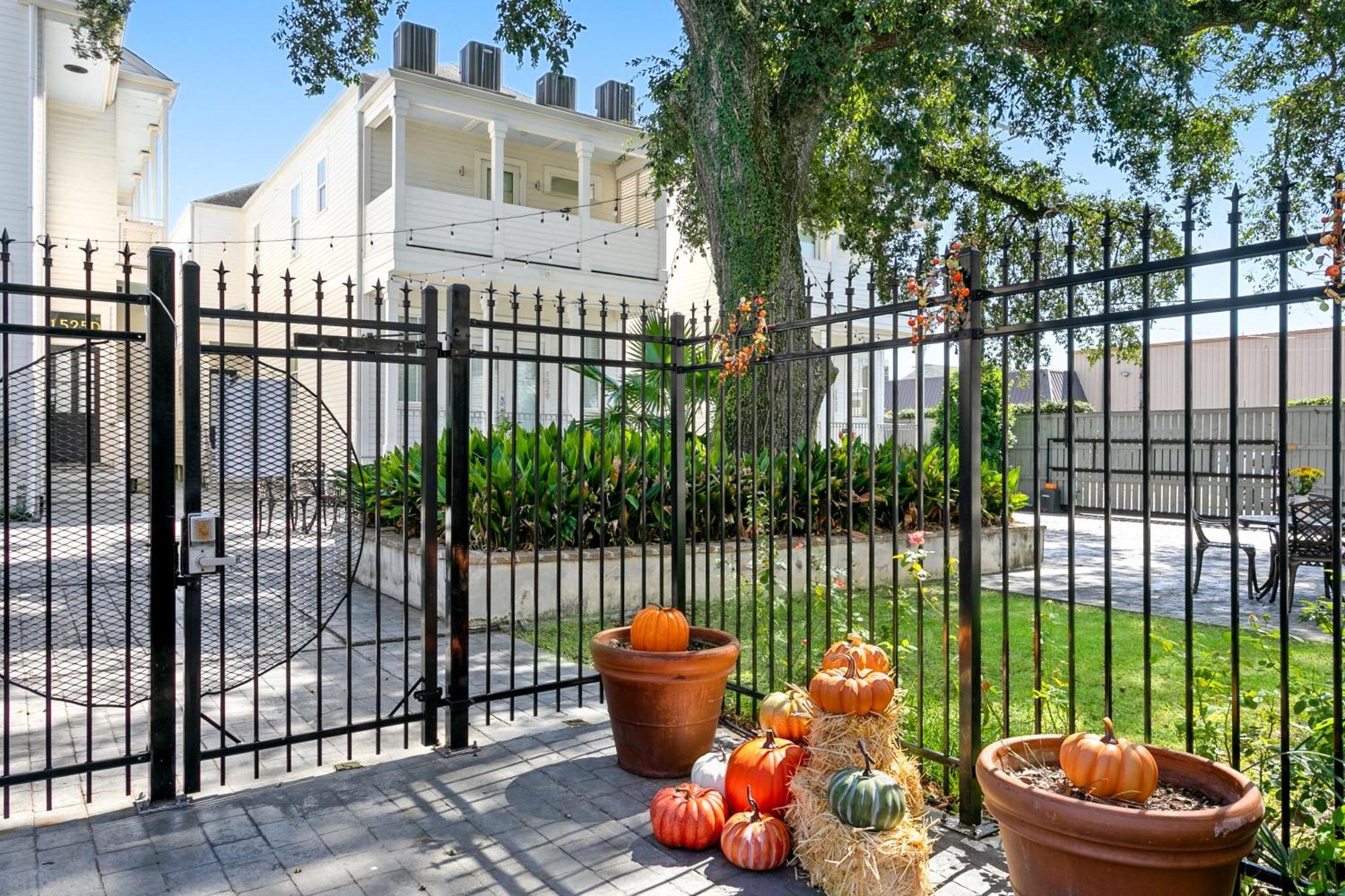 3Br Cottage On Carondelet By Hosteeva 뉴올리언스 외부 사진